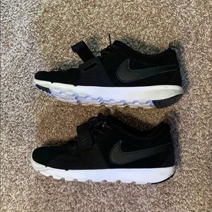 Black Nike Shoes